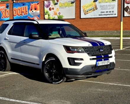 Білий Форд Експлорер, об'ємом двигуна 2.3 л та пробігом 417 тис. км за 15700 $, фото 3 на Automoto.ua