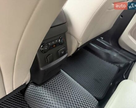 Білий Форд Експлорер, об'ємом двигуна 3.5 л та пробігом 195 тис. км за 12900 $, фото 23 на Automoto.ua