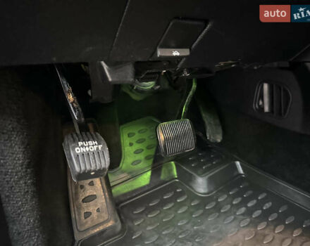 Білий Форд Експлорер, об'ємом двигуна 2.3 л та пробігом 148 тис. км за 16000 $, фото 71 на Automoto.ua