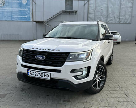 Форд Эксплорер 2016 в Владимир-Волынский на Automoto.ua Белый Форд Эксплорер, объемом двигателя 3.46 л и пробегом 139 тыс. км за 15500 $, фото 1 на Automoto.ua