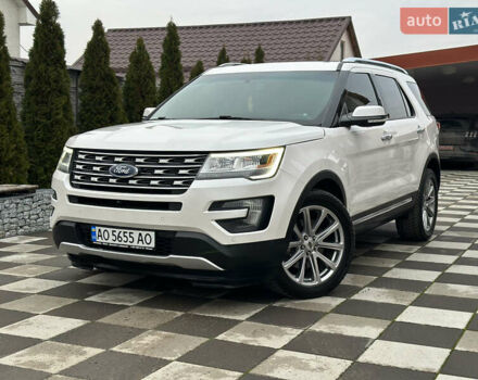 Білий Форд Експлорер, об'ємом двигуна 2.3 л та пробігом 148 тис. км за 16000 $, фото 4 на Automoto.ua