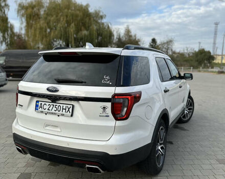 Форд Эксплорер 2016 в Владимир-Волынский на Automoto.ua Белый Форд Эксплорер, объемом двигателя 3.46 л и пробегом 139 тыс. км за 15500 $, фото 7 на Automoto.ua