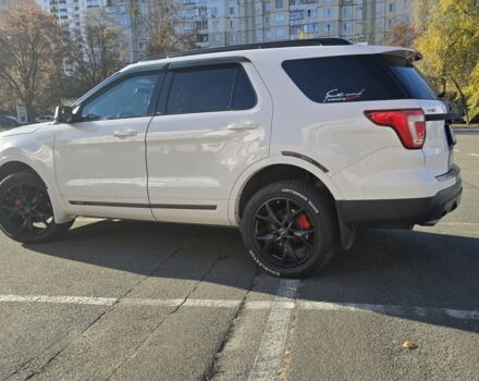 Білий Форд Експлорер, об'ємом двигуна 2.3 л та пробігом 417 тис. км за 15700 $, фото 14 на Automoto.ua