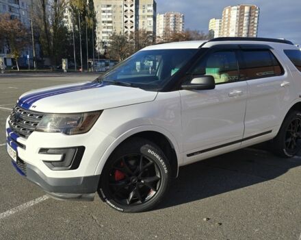 Білий Форд Експлорер, об'ємом двигуна 2.3 л та пробігом 417 тис. км за 15700 $, фото 18 на Automoto.ua