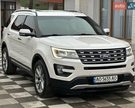 Білий Форд Експлорер, об'ємом двигуна 2.3 л та пробігом 148 тис. км за 16000 $, фото 10 на Automoto.ua