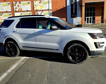 Білий Форд Експлорер, об'ємом двигуна 2.3 л та пробігом 417 тис. км за 15700 $, фото 5 на Automoto.ua