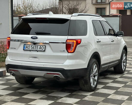 Білий Форд Експлорер, об'ємом двигуна 2.3 л та пробігом 148 тис. км за 16000 $, фото 13 на Automoto.ua