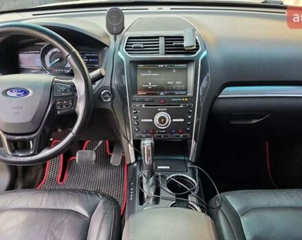 Белый Форд Эксплорер, объемом двигателя 3.5 л и пробегом 89 тыс. км за 25200 $, фото 10 на Automoto.ua