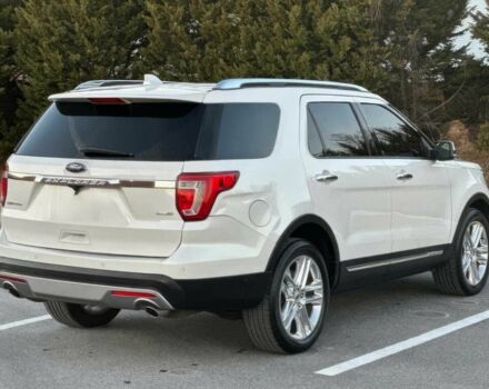 Белый Форд Эксплорер, объемом двигателя 3.5 л и пробегом 58 тыс. км за 8000 $, фото 3 на Automoto.ua