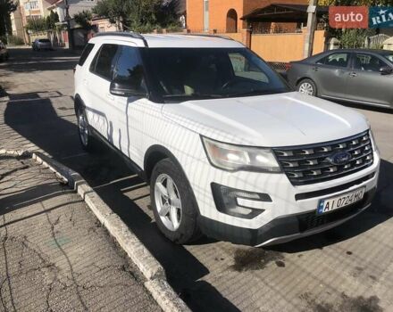 Белый Форд Эксплорер, объемом двигателя 3.5 л и пробегом 199 тыс. км за 17500 $, фото 3 на Automoto.ua