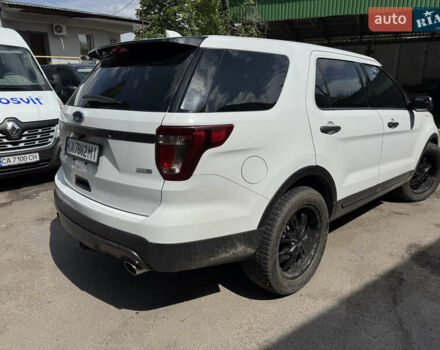 Белый Форд Эксплорер, объемом двигателя 3.73 л и пробегом 136 тыс. км за 19500 $, фото 6 на Automoto.ua