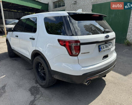 Белый Форд Эксплорер, объемом двигателя 3.73 л и пробегом 136 тыс. км за 19500 $, фото 4 на Automoto.ua