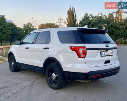 Белый Форд Эксплорер, объемом двигателя 3.5 л и пробегом 201 тыс. км за 14800 $, фото 2 на Automoto.ua