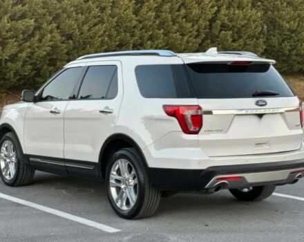 Белый Форд Эксплорер, объемом двигателя 3.5 л и пробегом 58 тыс. км за 8000 $, фото 2 на Automoto.ua