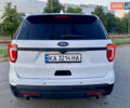 Белый Форд Эксплорер, объемом двигателя 3.5 л и пробегом 201 тыс. км за 14800 $, фото 3 на Automoto.ua