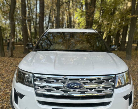 Форд Эксплорер 2018 в Ивано-Франковске на Automoto.ua Белый Форд Эксплорер, объемом двигателя 3.5 л и пробегом 107 тыс. км за 21500 $, фото 4 на Automoto.ua