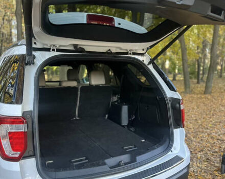 Форд Эксплорер 2018 в Ивано-Франковске на Automoto.ua Белый Форд Эксплорер, объемом двигателя 3.5 л и пробегом 107 тыс. км за 21500 $, фото 19 на Automoto.ua