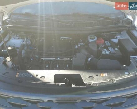 Белый Форд Эксплорер, объемом двигателя 3.5 л и пробегом 117 тыс. км за 3000 $, фото 11 на Automoto.ua