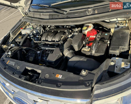 Белый Форд Эксплорер, объемом двигателя 3.5 л и пробегом 143 тыс. км за 26500 $, фото 27 на Automoto.ua