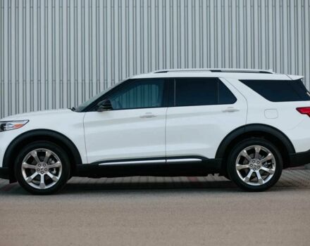 Белый Форд Эксплорер, объемом двигателя 2.3 л и пробегом 80 тыс. км за 16850 $, фото 4 на Automoto.ua