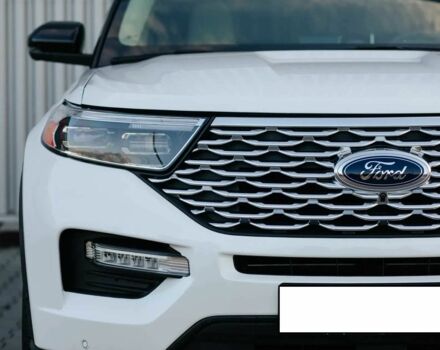 Белый Форд Эксплорер, объемом двигателя 2.3 л и пробегом 80 тыс. км за 16850 $, фото 3 на Automoto.ua