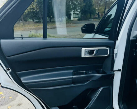 Белый Форд Эксплорер, объемом двигателя 3.3 л и пробегом 72 тыс. км за 22900 $, фото 16 на Automoto.ua