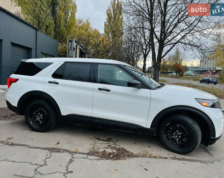 Белый Форд Эксплорер, объемом двигателя 3.3 л и пробегом 72 тыс. км за 22900 $, фото 6 на Automoto.ua