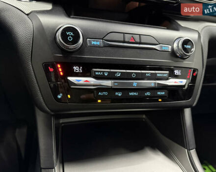 Белый Форд Эксплорер, объемом двигателя 2.26 л и пробегом 105 тыс. км за 24900 $, фото 12 на Automoto.ua