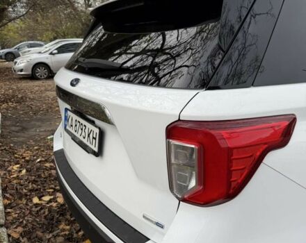 Белый Форд Эксплорер, объемом двигателя 2.3 л и пробегом 106 тыс. км за 27000 $, фото 14 на Automoto.ua