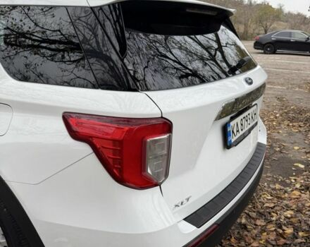 Белый Форд Эксплорер, объемом двигателя 2.3 л и пробегом 106 тыс. км за 27000 $, фото 15 на Automoto.ua