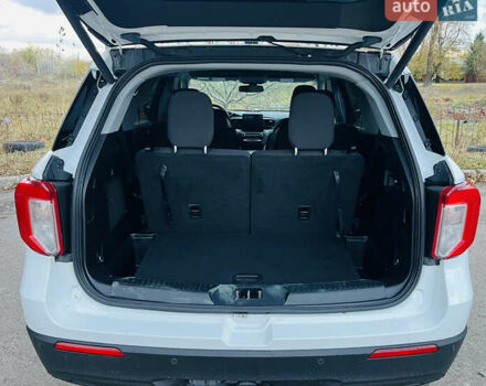 Белый Форд Эксплорер, объемом двигателя 3.3 л и пробегом 72 тыс. км за 22900 $, фото 24 на Automoto.ua