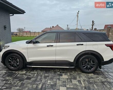 Білий Форд Експлорер, об'ємом двигуна 2.26 л та пробігом 40 тис. км за 27500 $, фото 7 на Automoto.ua