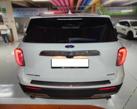 Белый Форд Эксплорер, объемом двигателя 2.3 л и пробегом 79 тыс. км за 15029 $, фото 1 на Automoto.ua