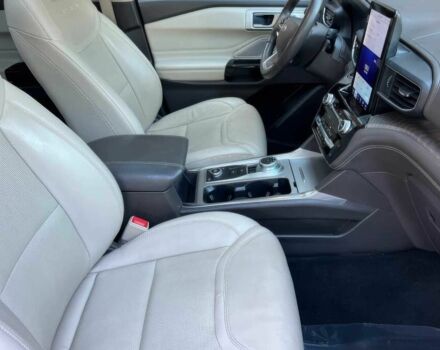 Белый Форд Эксплорер, объемом двигателя 3 л и пробегом 14 тыс. км за 15500 $, фото 8 на Automoto.ua