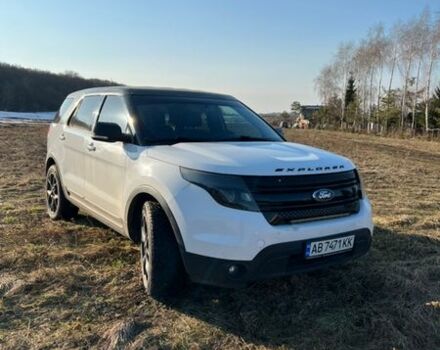 Білий Форд Експлорер, об'ємом двигуна 3.7 л та пробігом 222 тис. км за 17500 $, фото 1 на Automoto.ua