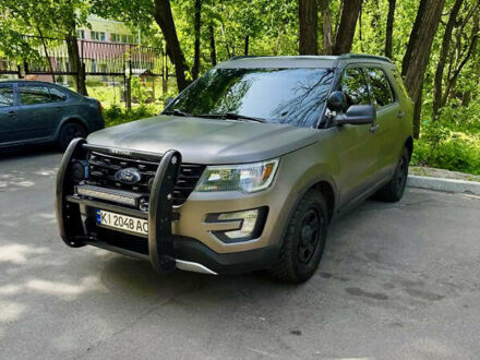 Білий Форд Експлорер, об'ємом двигуна 3.7 л та пробігом 244 тис. км за 18900 $, фото 1 на Automoto.ua