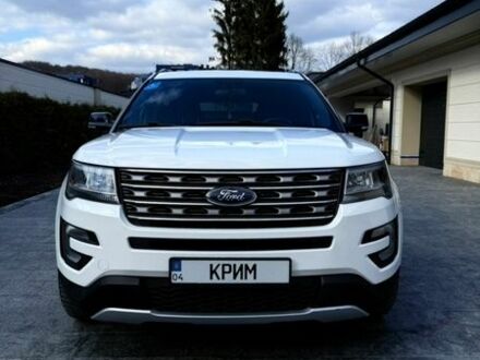 Белый Форд Эксплорер, объемом двигателя 3.5 л и пробегом 166 тыс. км за 17500 $, фото 1 на Automoto.ua