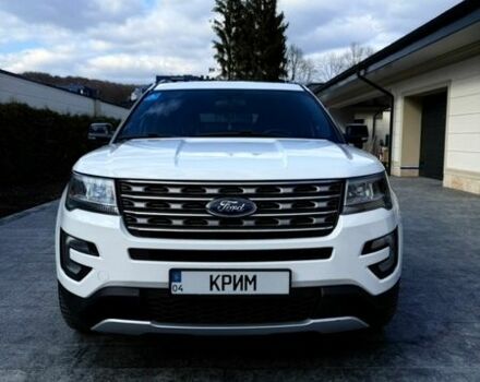 Белый Форд Эксплорер, объемом двигателя 3.5 л и пробегом 166 тыс. км за 17500 $, фото 1 на Automoto.ua
