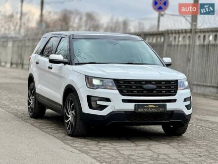 Форд Эксплорер 2017 в Киеве на Automoto.ua Белый Форд Эксплорер, объемом двигателя 3.7 л и пробегом 100 тыс. км за 15500 $, фото 1 на Automoto.ua