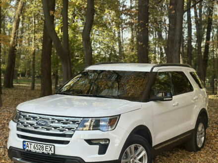 Форд Эксплорер 2018 в Ивано-Франковске на Automoto.ua Белый Форд Эксплорер, объемом двигателя 3.5 л и пробегом 107 тыс. км за 21500 $, фото 1 на Automoto.ua