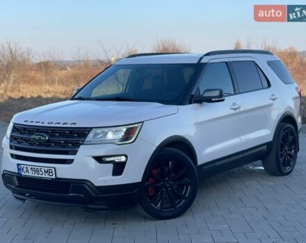 Белый Форд Эксплорер, объемом двигателя 3.5 л и пробегом 189 тыс. км за 20950 $, фото 1 на Automoto.ua