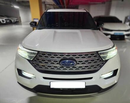 Белый Форд Эксплорер, объемом двигателя 2.3 л и пробегом 79 тыс. км за 14662 $, фото 1 на Automoto.ua