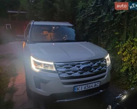 Форд Эксплорер 2018 в Буче на Automoto.ua Бежевый Форд Эксплорер, объемом двигателя 3.5 л и пробегом 52 тыс. км за 17900 $, фото 1 на Automoto.ua