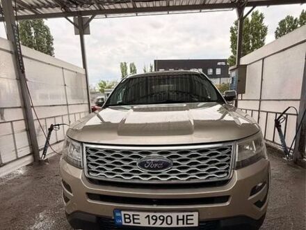 Бежевий Форд Експлорер, об'ємом двигуна 3.5 л та пробігом 121 тис. км за 19273 $, фото 1 на Automoto.ua