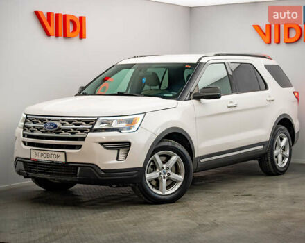 Бежевый Форд Эксплорер, объемом двигателя 2.3 л и пробегом 77 тыс. км за 18955 $, фото 1 на Automoto.ua