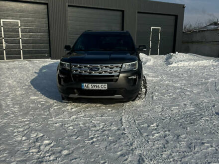 Бежевый Форд Эксплорер, объемом двигателя 3.5 л и пробегом 132 тыс. км за 19000 $, фото 1 на Automoto.ua