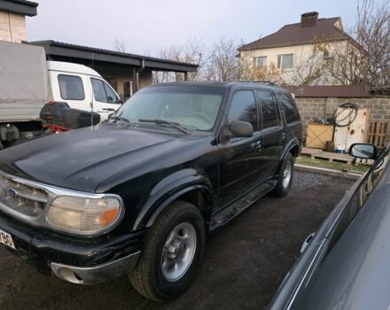 Чорний Форд Експлорер, об'ємом двигуна 4 л та пробігом 224 тис. км за 3700 $, фото 1 на Automoto.ua