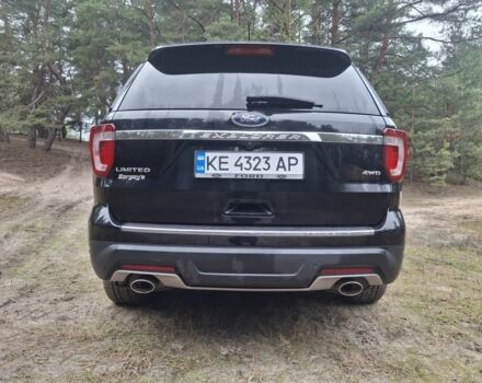 Черный Форд Эксплорер, объемом двигателя 3.5 л и пробегом 72 тыс. км за 23500 $, фото 2 на Automoto.ua