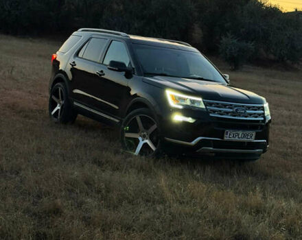 Чорний Форд Експлорер, об'ємом двигуна 3.5 л та пробігом 90 тис. км за 17500 $, фото 2 на Automoto.ua