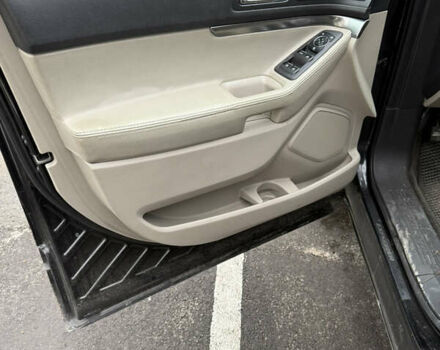 Черный Форд Эксплорер, объемом двигателя 3.5 л и пробегом 205 тыс. км за 13000 $, фото 8 на Automoto.ua